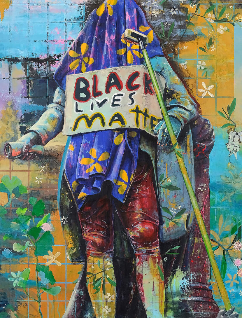 Denkmal im Wandel – Kunstwerk über Erinnerungskultur, Protest und die visuelle Kraft von Umdeutung Denkmal eines Sklavenhändlers ist mit einem blauen Stofftuch verhüllt, auf dem ein handgemaltes Schild mit der Aufschrift 'Black Lives Matter' befestigt ist.